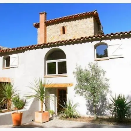 La Tuilerie Du Bazalac Bed and Breakfast