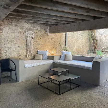 La Tuilerie Du Bazalac Bed & Breakfast *